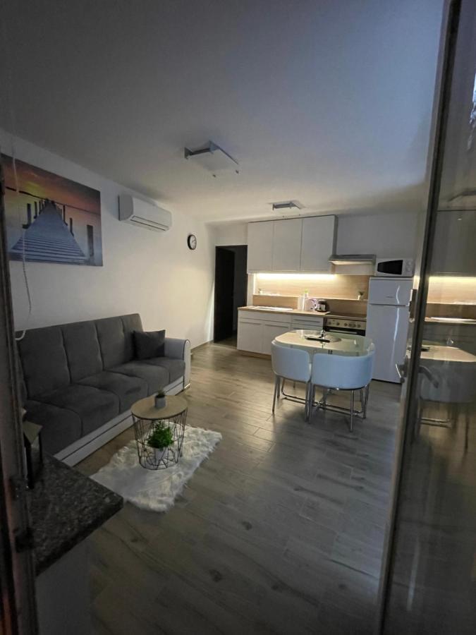 Apartman Gabrijela Apartment โอปาติยา ภายนอก รูปภาพ